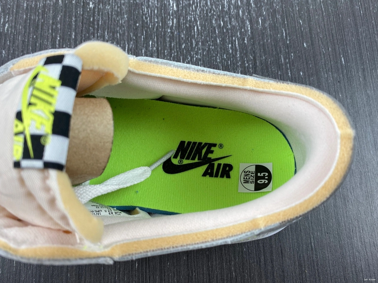 1 Black DM7837-103  Green Jordan Low White Ghost Retro 0929